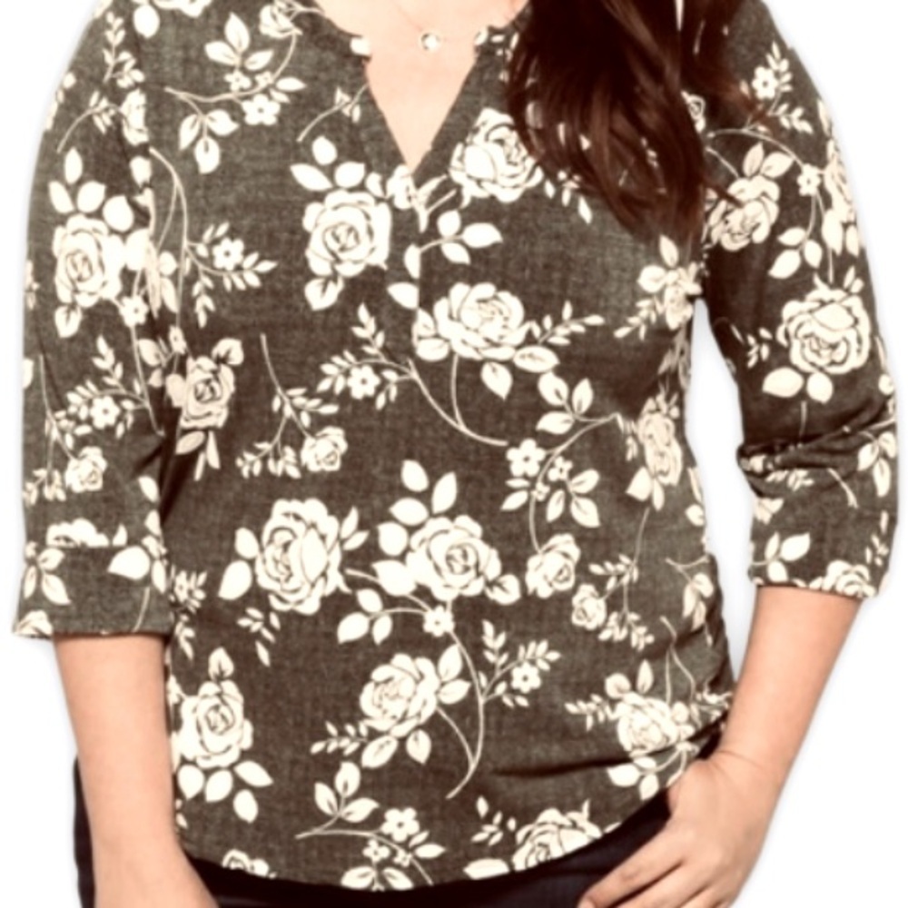 Papermoon Stretch Textured Floral Women Plus Top 1X Gray Green White